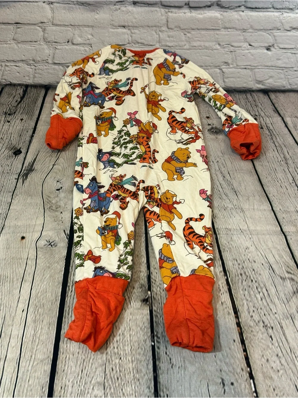 Lulla by CoZco Holiday Winnie the Pooh Bamboo Zippie